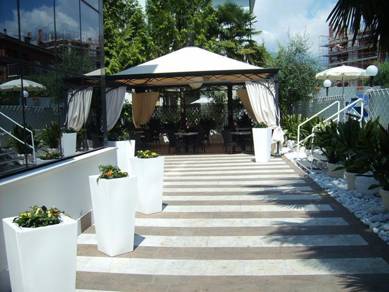 La Perla 3* Riva del Garda